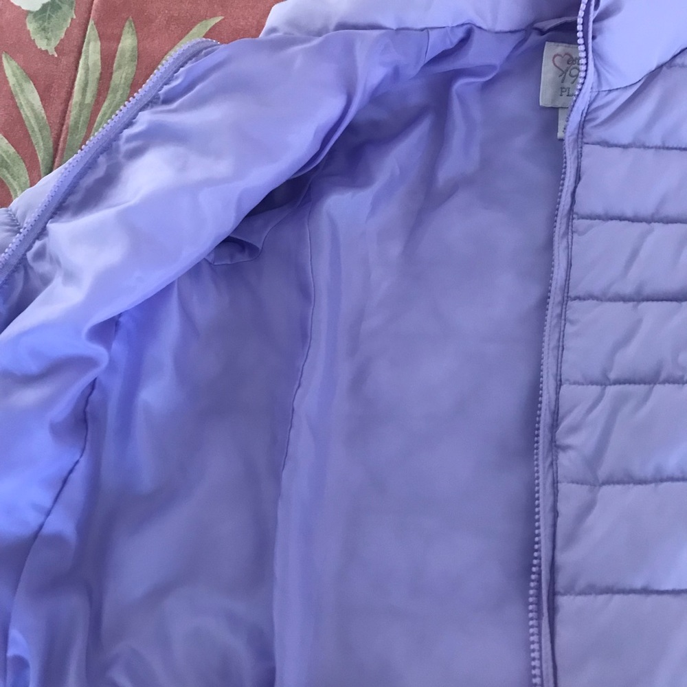 Girls wind/winter jacket 🧥 - Picture 5 of 7